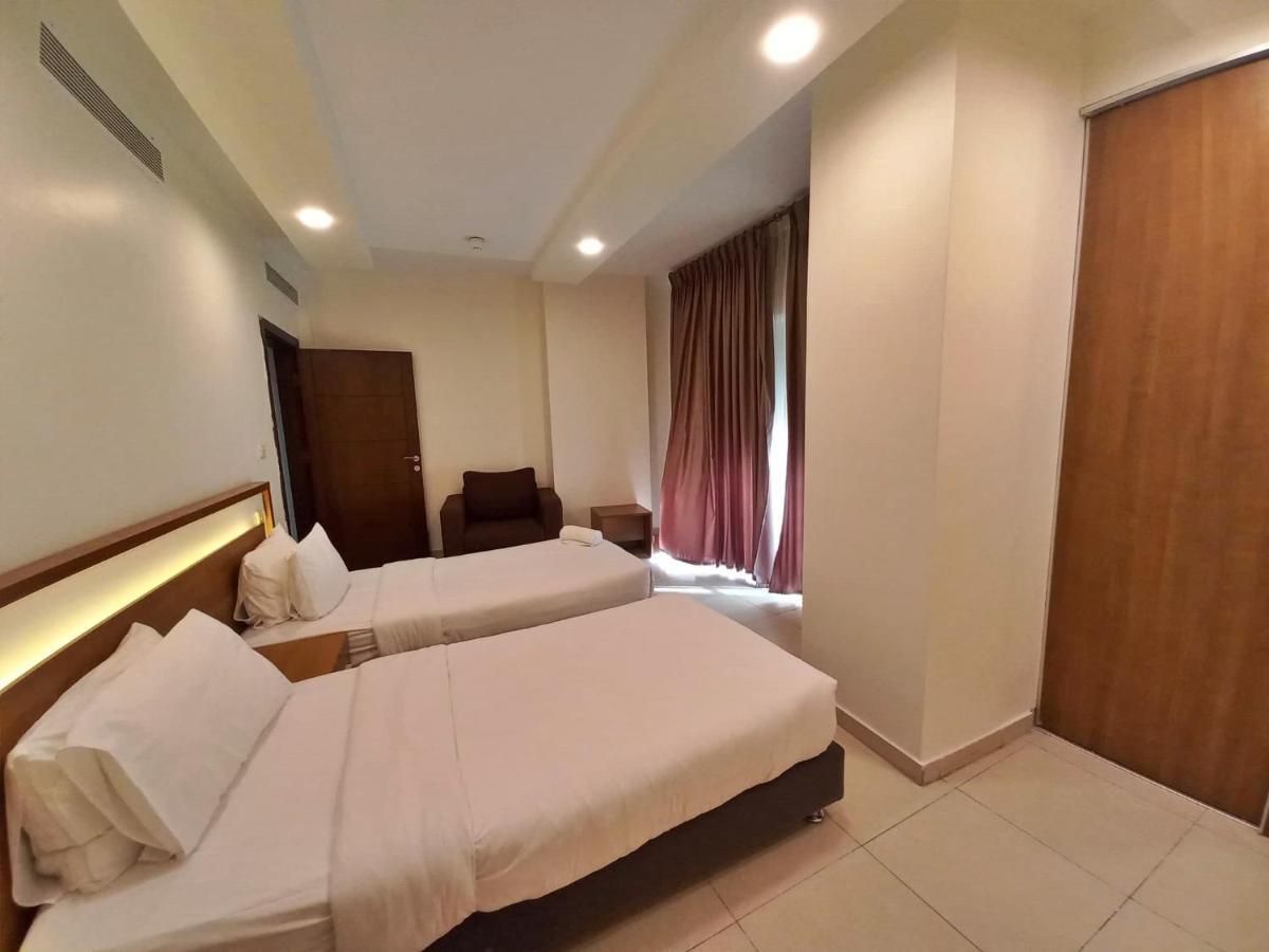 Lujain Hotel فندق النور واللجين Амман Екстер'єр фото