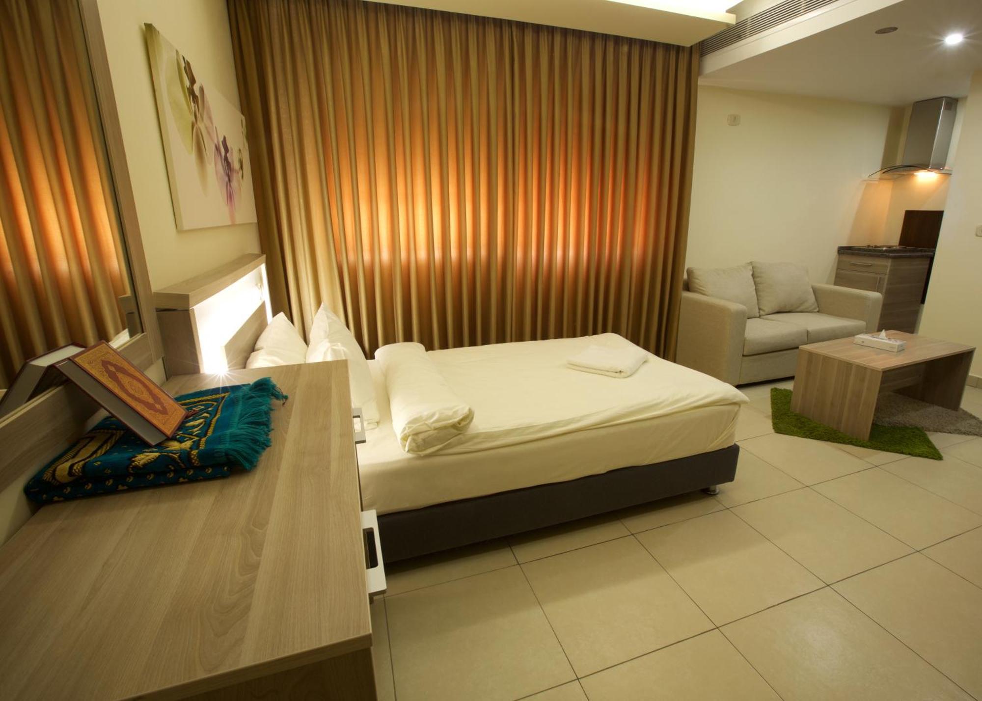 Lujain Hotel فندق النور واللجين Амман Екстер'єр фото