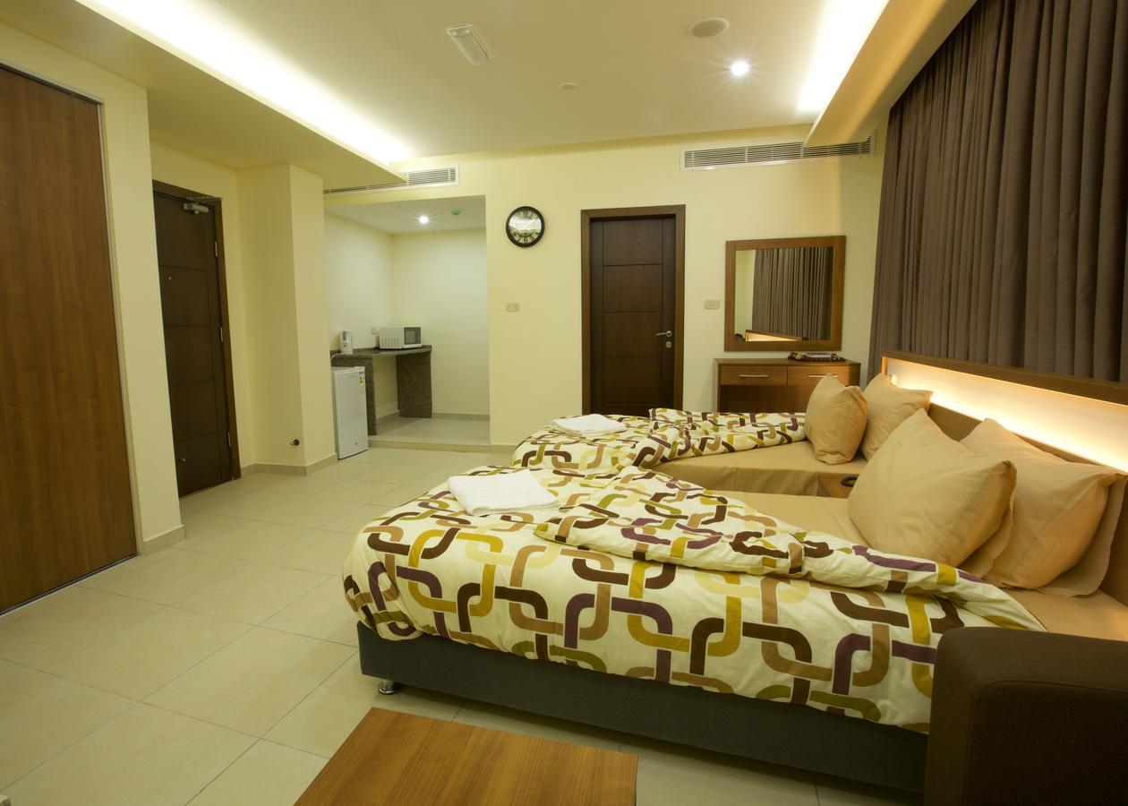 Lujain Hotel فندق النور واللجين Амман Номер фото