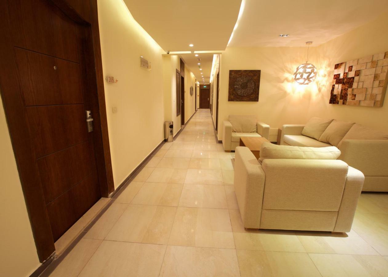 Lujain Hotel فندق النور واللجين Амман Екстер'єр фото